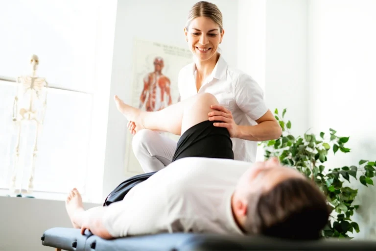 Our Expert Physical Therapy Programs — Jacksonville, IL